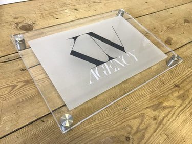 kate_moss_agency_perspex_sign_02